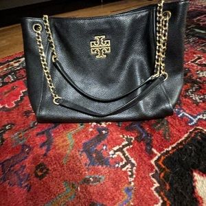 AUTHENTIC TORY BURCH